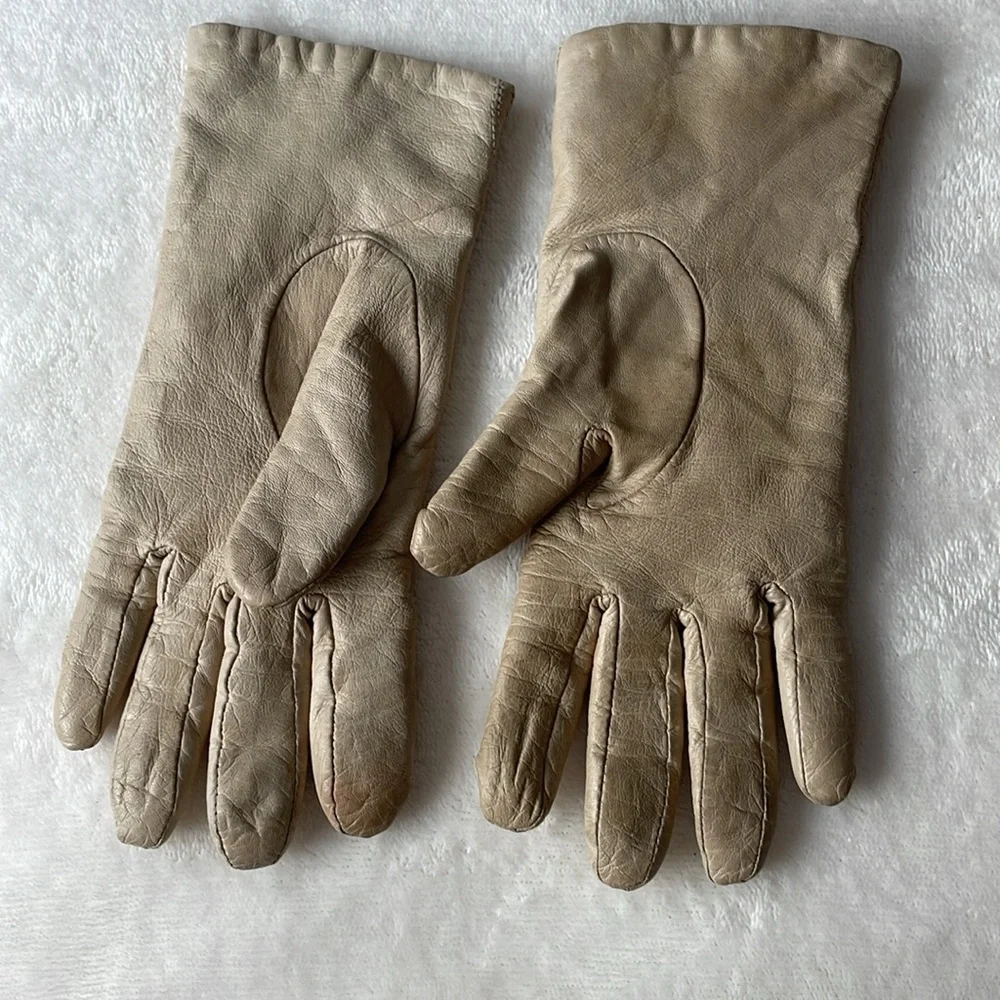 3‎ for $25! Antonio Murolo vintage  Cream Leather Gloves